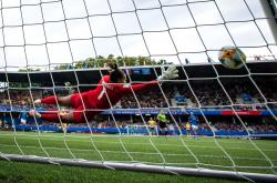 开云体育在线-蒙彼利埃门将出色守门，帮助球队保持不败战绩