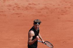 开云体育中国-日本网球队翻盘法国网球队，兹维列夫制霸全场的简单介绍