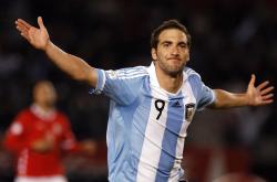 开云体育直播-年度焦点之战之夜，李刚仁舞台越大越强