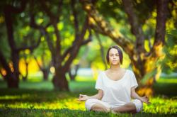 开云体育中国官网-佛罗伦萨的雨夜，阿劳霍一锤定音，完成自我救赎之战