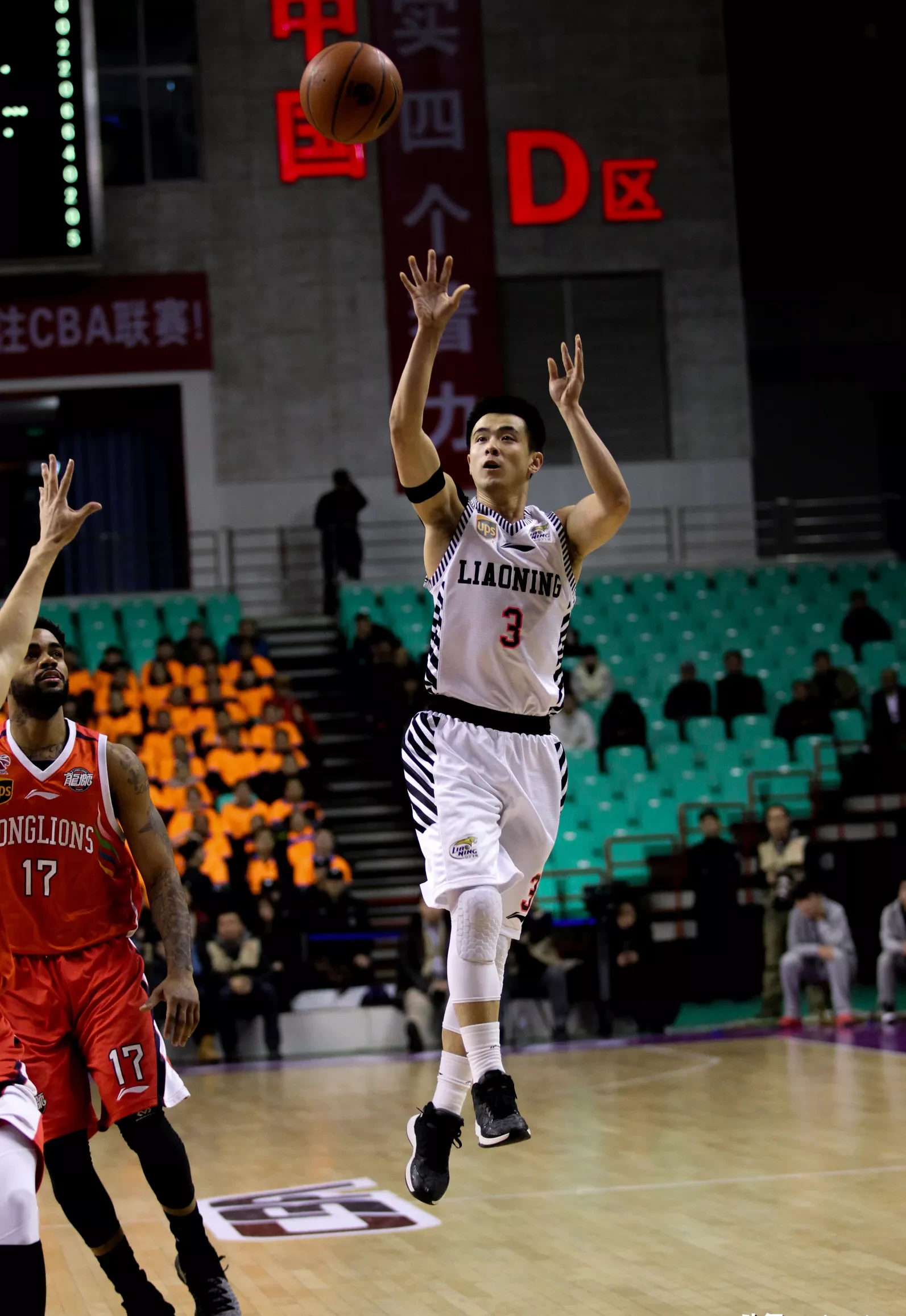 挑战即将开始，篮球场上烽火连天