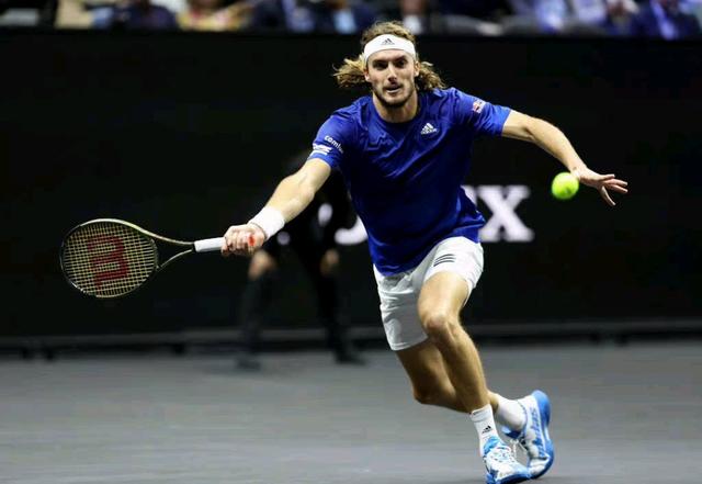 美国网球队强势日本网球队，西西帕斯制霸全场的简单介绍