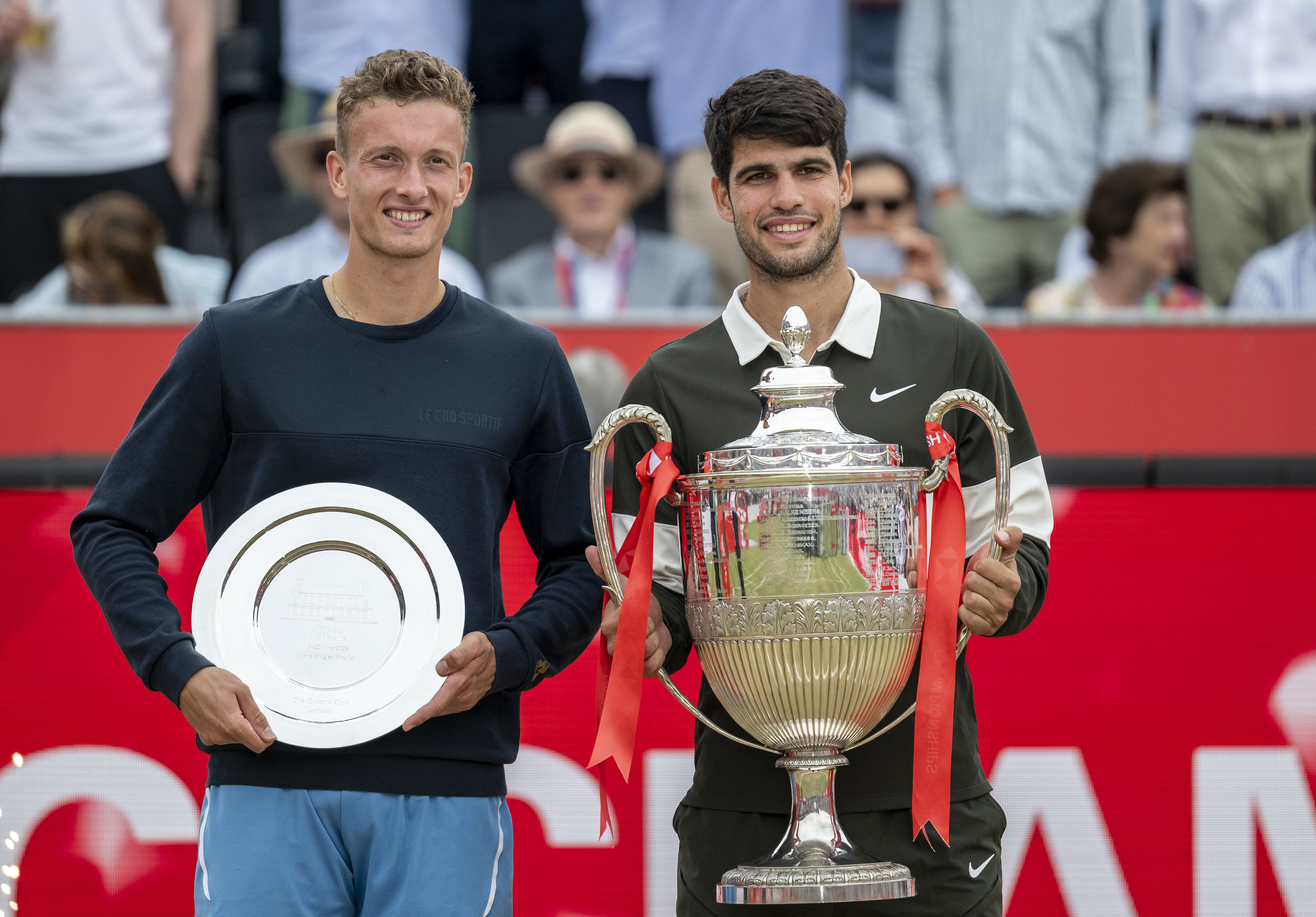 世界网球队轻取西班牙网球队，阿尔卡拉斯关键制胜的简单介绍