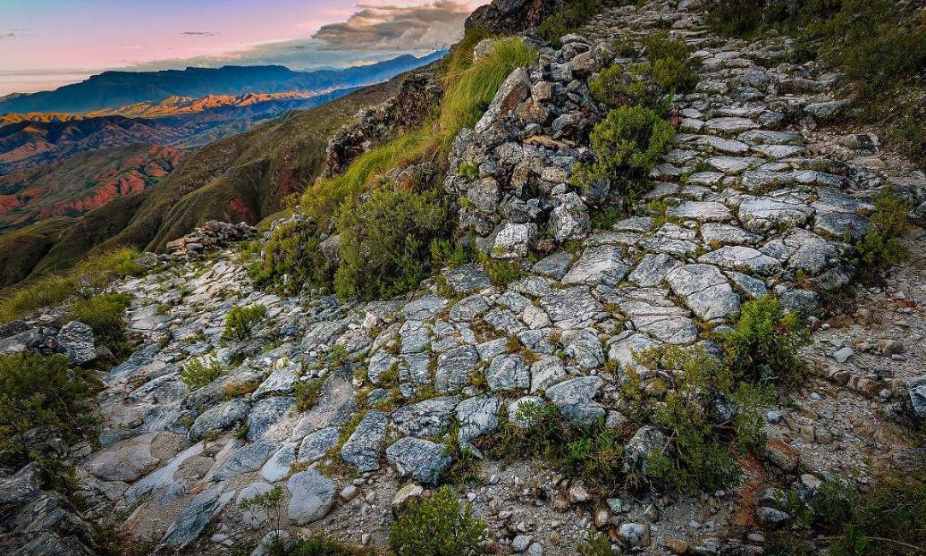 包含秘鲁横扫西班牙,德利赫特一己之力扛起全队的词条 包含秘鲁横扫西班牙,德利赫特一己之力扛起全队的词条