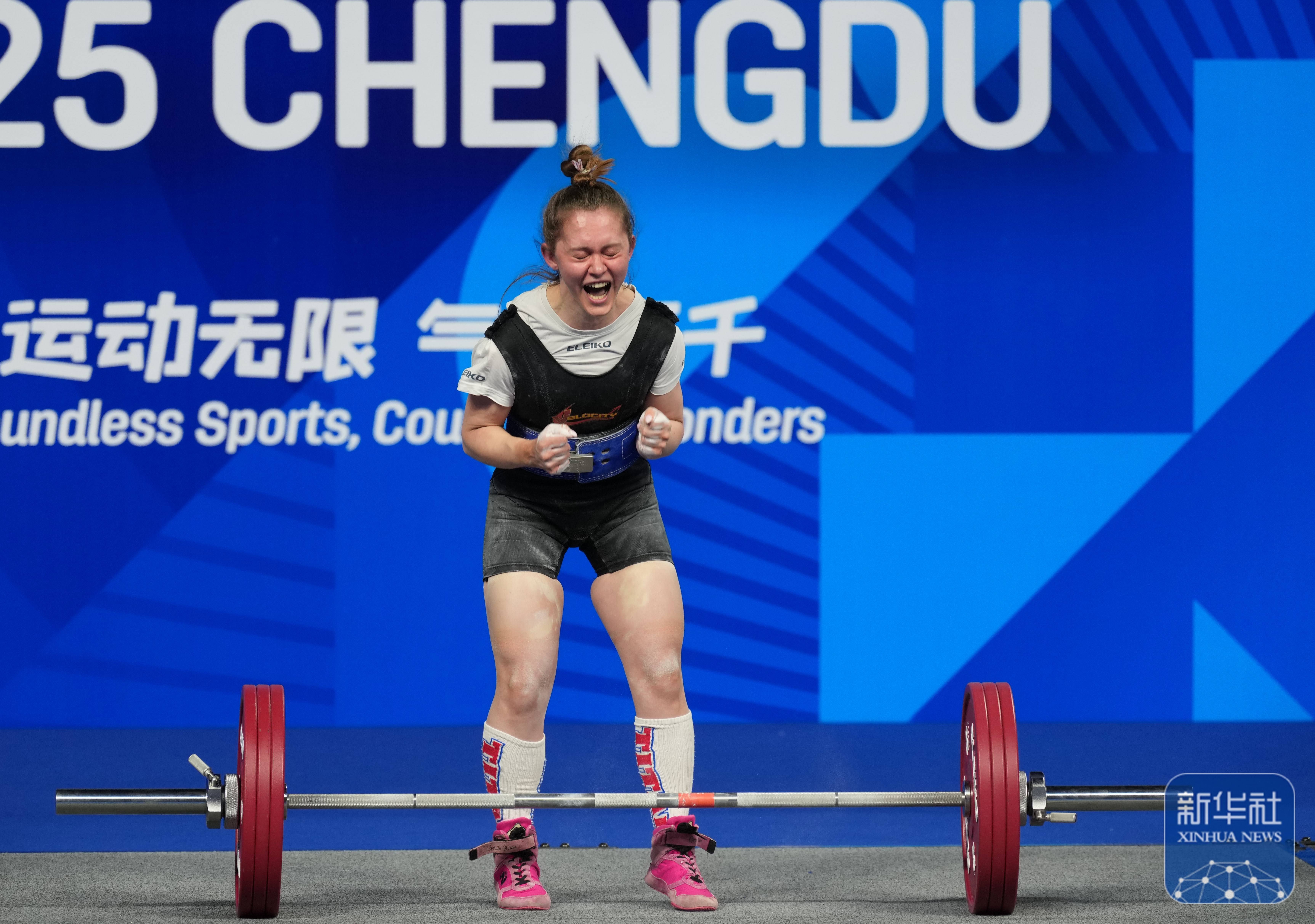 神奇体魄!波兰滑冰选手斩获第一名的简单介绍 神奇体魄!波兰滑冰选手斩获第一名的简单介绍