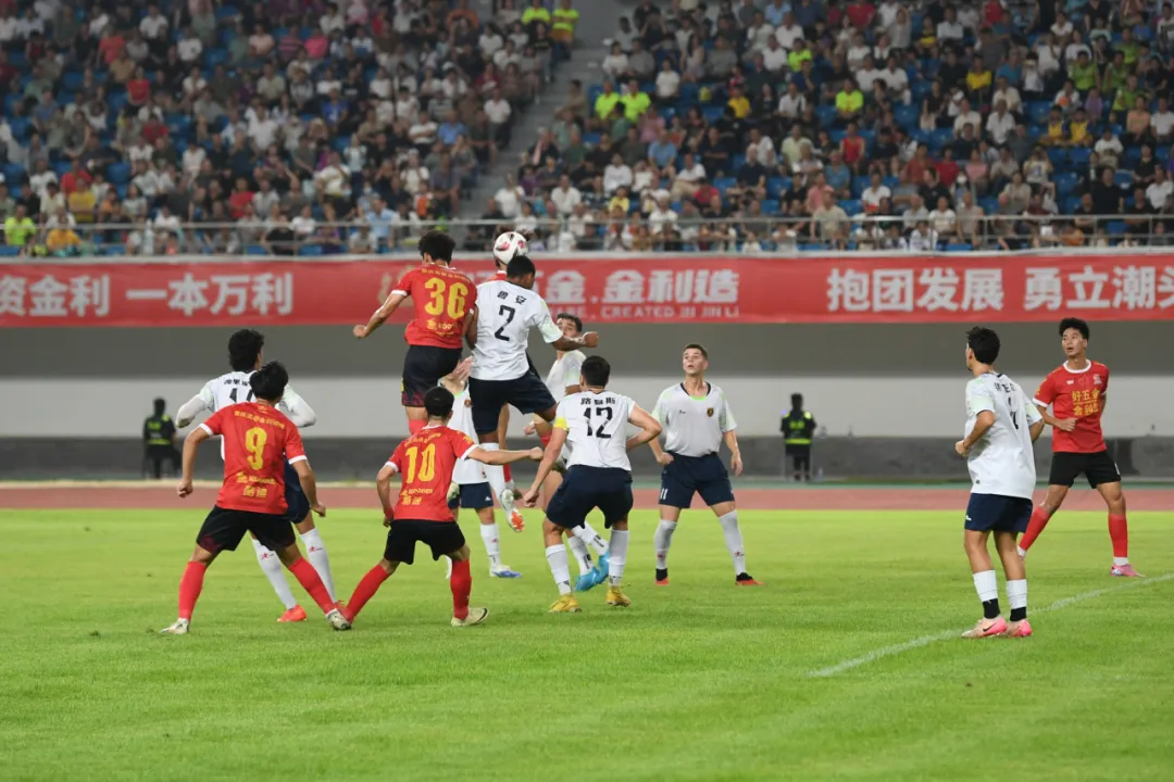 巴西选手力压群雄,夺得冠军宝座 巴西选手力压群雄,夺得冠军宝座