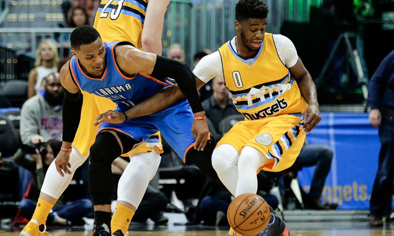 包含黄蜂中锋史密斯：提升团队互助才能成功的词条