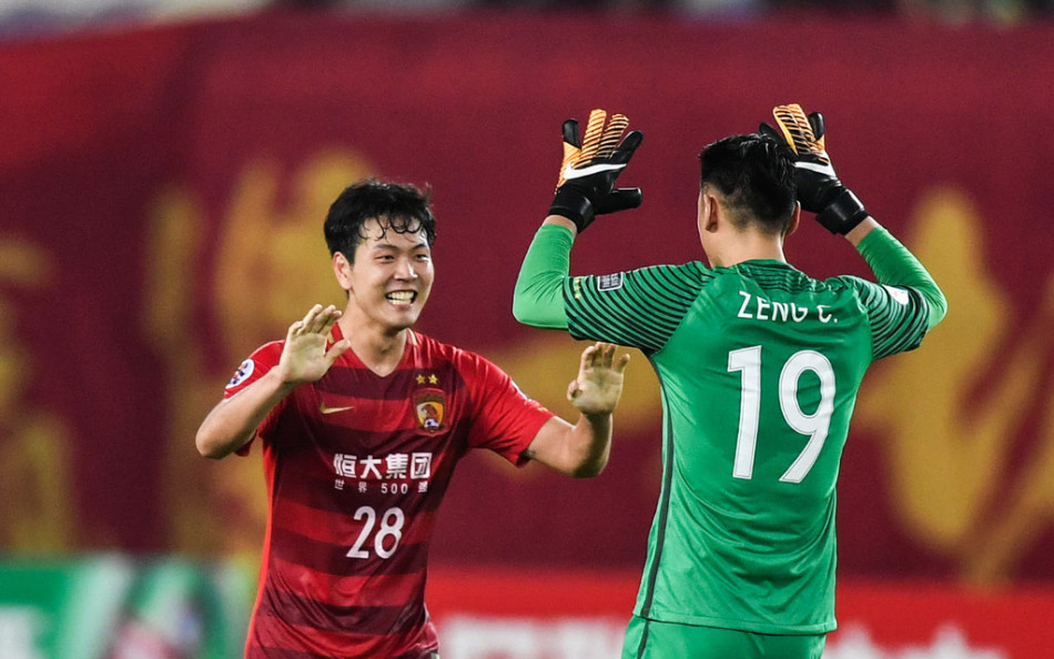 恒大客场取胜,团结拼搏,摘得关键胜利 恒大客场取胜,团结拼搏,摘得关键胜利