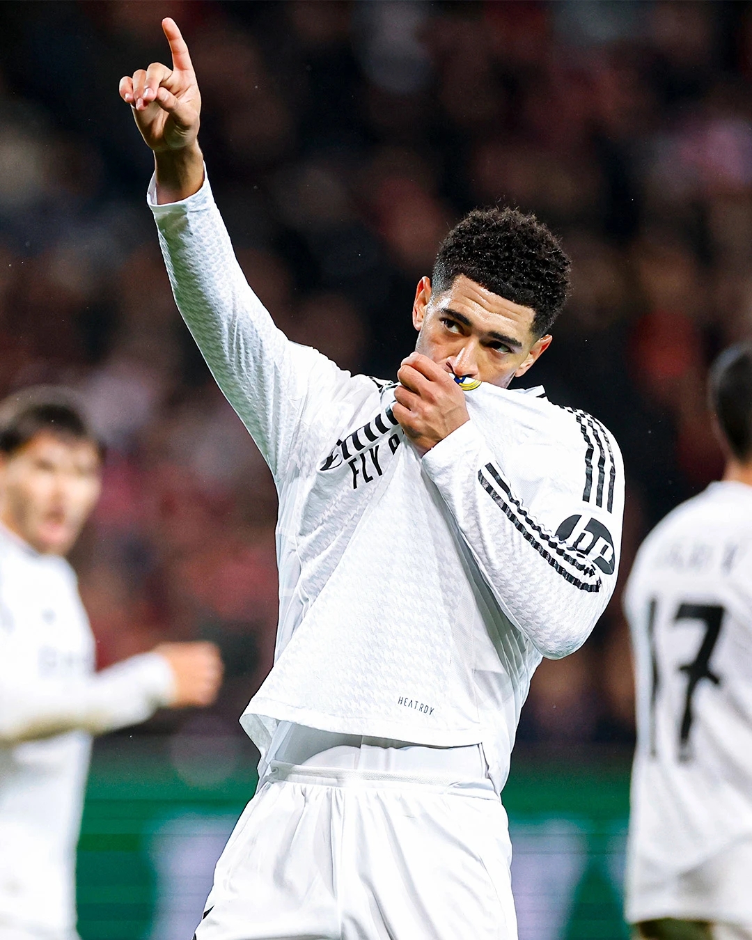 雷纳德主罚制胜球，皇马绝杀晋级欧冠四强！