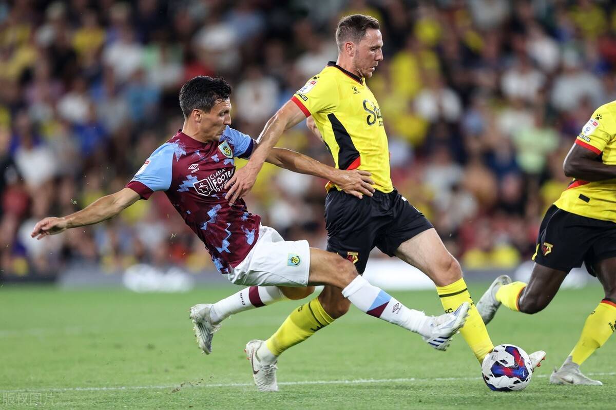 托特纳姆热刺客场击败伯明翰，保级压力加大的简单介绍