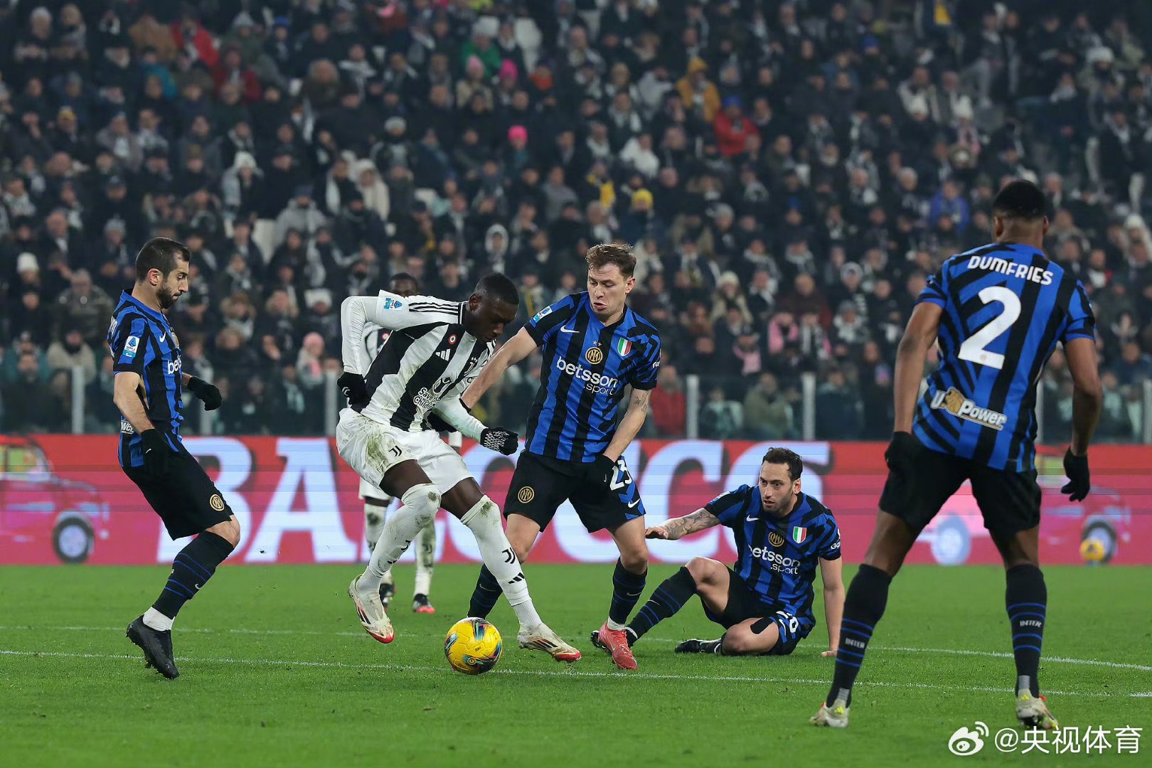 包含意甲联赛中巨星对决，C罗助尤文图斯再胜的词条