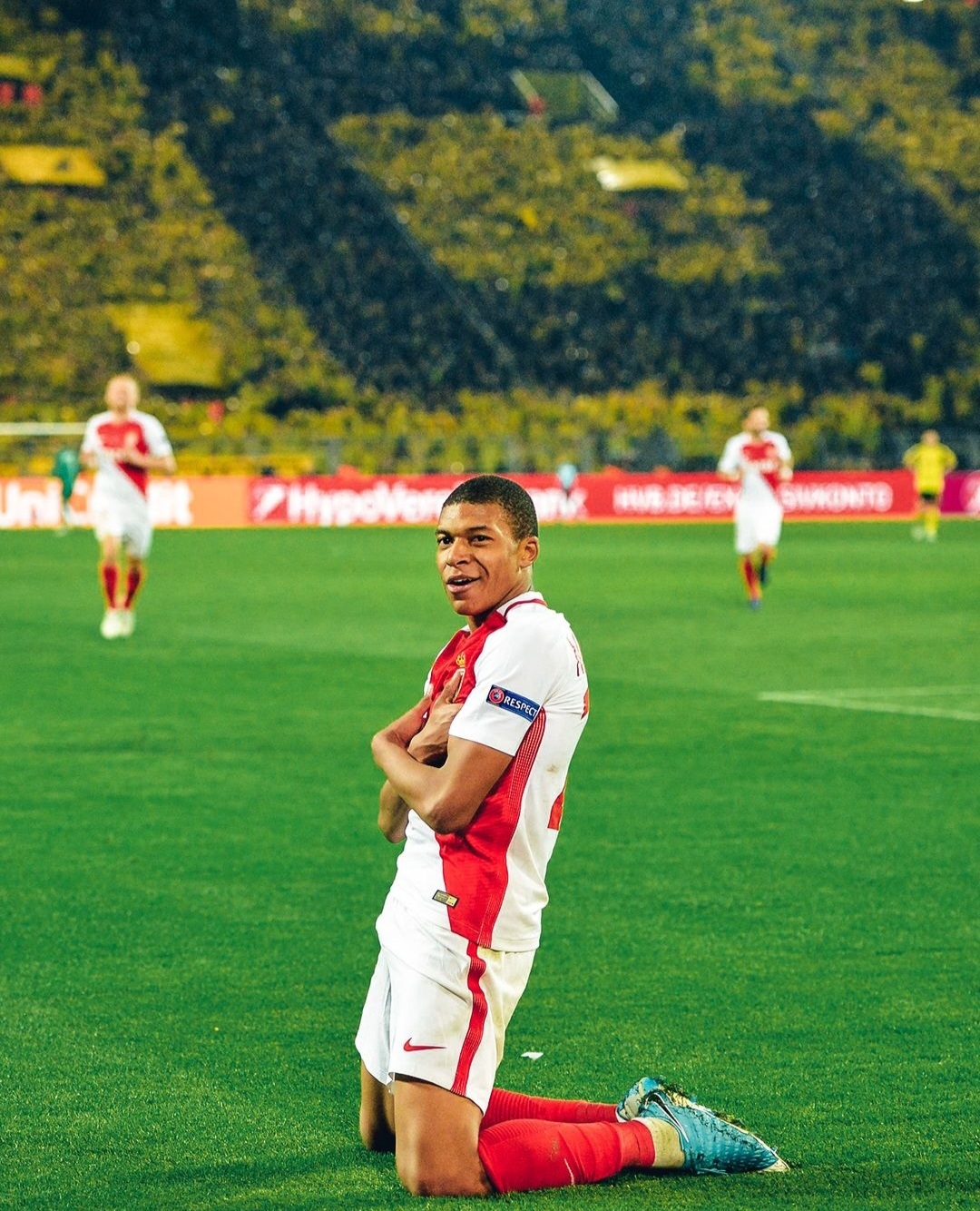 拉沃尔杯力克年终总决赛,蒂姆点燃赛场的简单介绍 拉沃尔杯力克年终总决赛,蒂姆点燃赛场的简单介绍